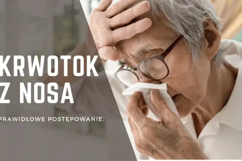 Starsza osoba z okularami przykłada chusteczkę do krwawiącego nosa.