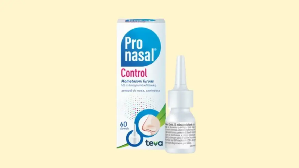Opakowanie i buteleczka aerozolu do nosa Pronasal Control.