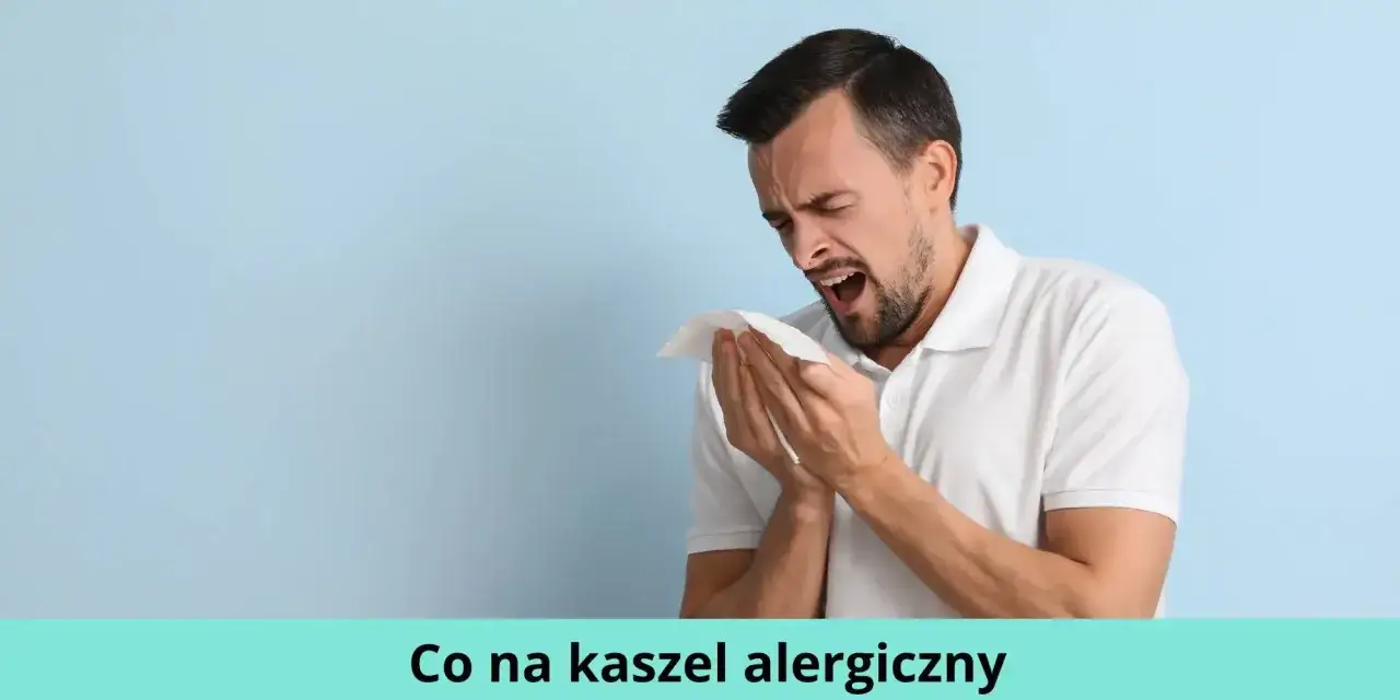Mężczyzna z otwartymi ustami i chusteczką w dłoniach, cierpiący na astmę alergiczną.